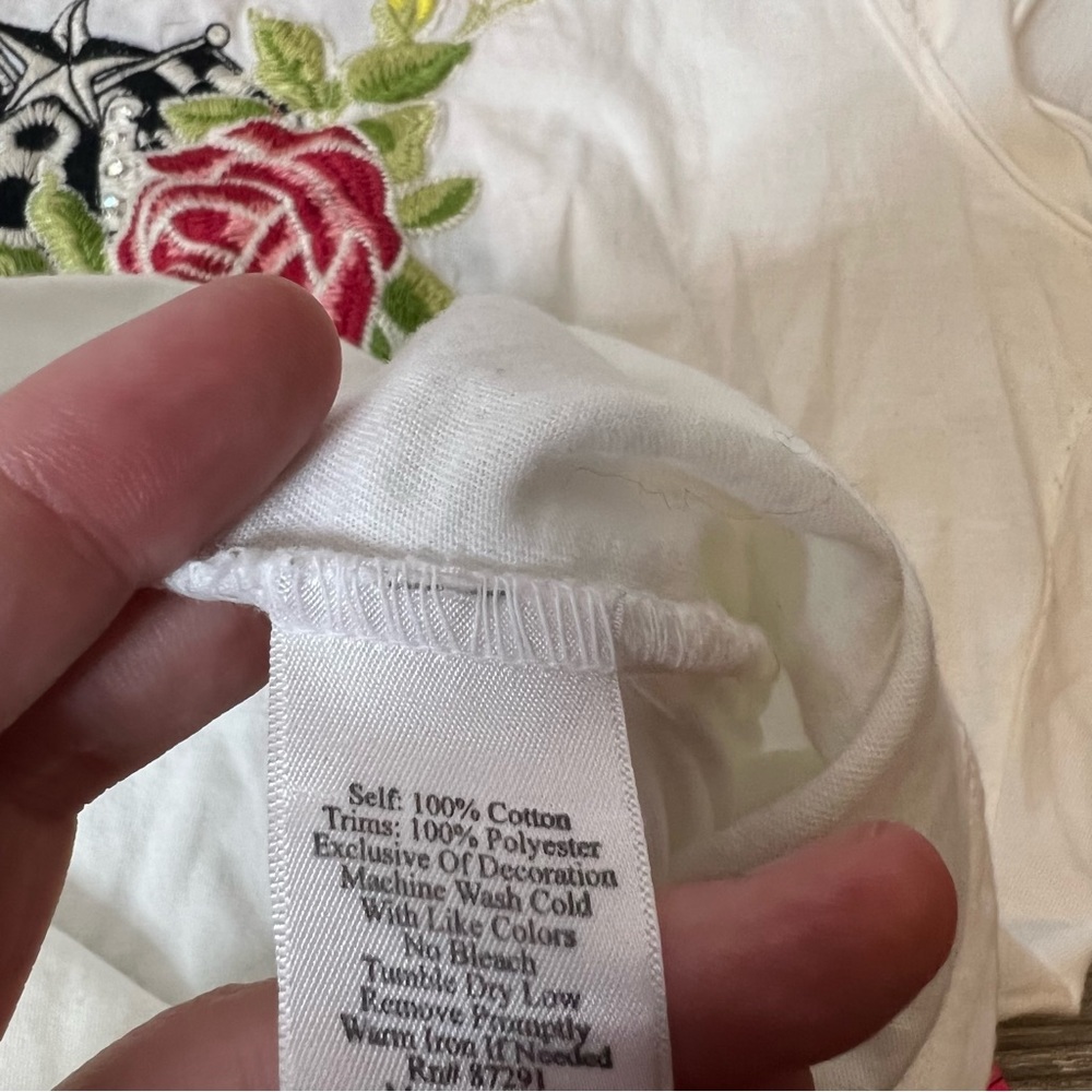 Johnny Was White Tee with Floral and Graphic Embroidery - Picture 6 of 7